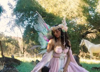 Raiment for a Faerie Queen Follow photographer Elizabeth Elder on Instagram @emackphoto. Find model Courtney Allegra on Instagram @itscourtneyallegra. Visit the designers on Instagram—Firefly Path @fireflypath, Miss G Designs @missgdesigns, and wing maker L Marie @hellofaerie.